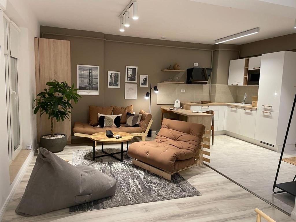 Shi Mi Junior Suite Iasi Luaran gambar